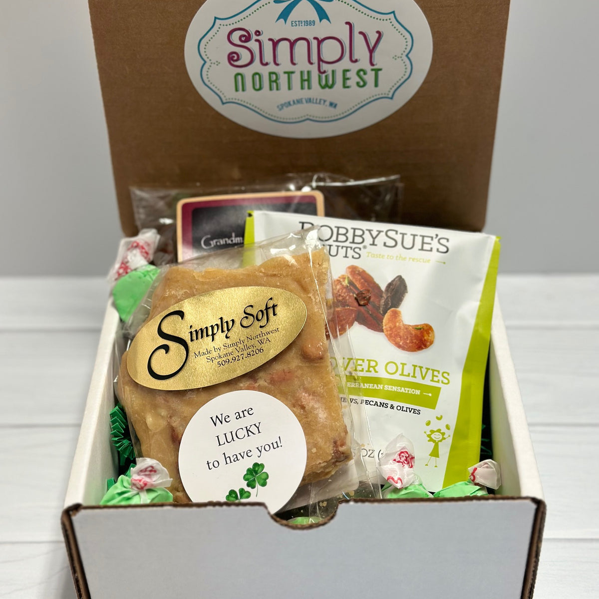 We are LUCKY to have you Gift Box