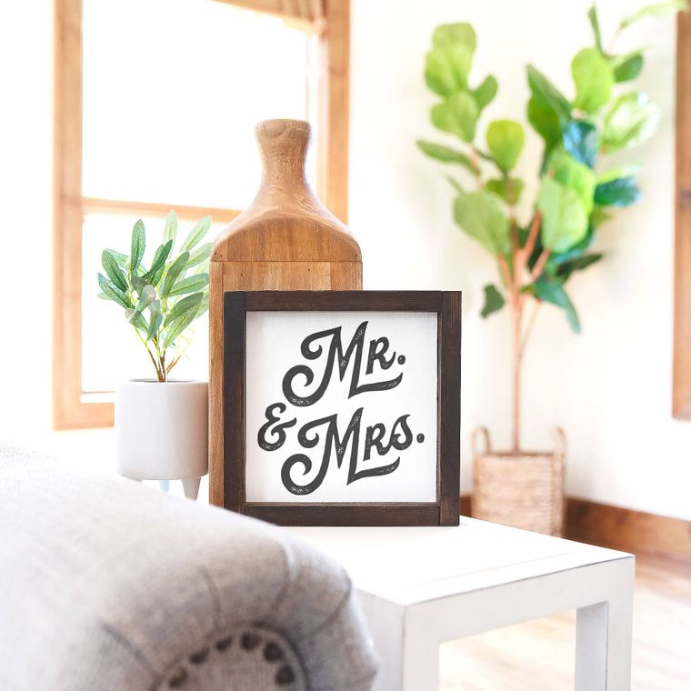 Mr. & Mrs. Wooden Sign